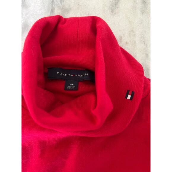 Tommy Hilfiger Red Turtleneck Top Size Small Long Sleeve NWT Basic Minimalist - Picture 3 of 8
